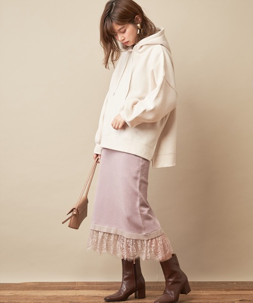 natural couture(ナチュラルクチュール)の「【WEB限定】裏起毛裏毛ゆるパーカー(スウェット・レディース・オフホワイト/モカ/ライトベージュ/ラベンダー・FREE)」の8枚目の写真