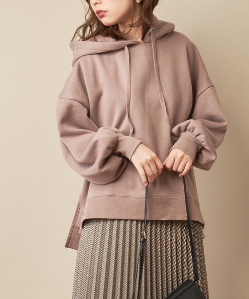 natural couture(ナチュラルクチュール)の「【WEB限定】裏起毛裏毛ゆるパーカー(スウェット・レディース・オフホワイト/モカ/ライトベージュ/ラベンダー・FREE)」の13枚目の写真