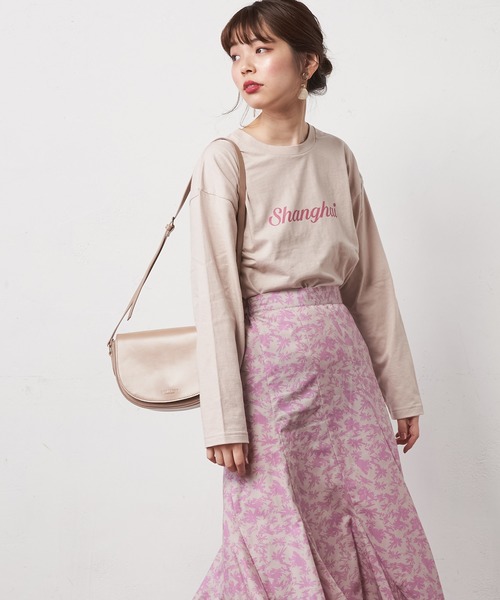 natural couture（ナチュラルクチュール）の「CITYロゴTシャツ（Tシャツ/カットソー・レディース・ベージュ/オフホワイト/ピンク/ナチュラル・FREE）」の18枚目の写真