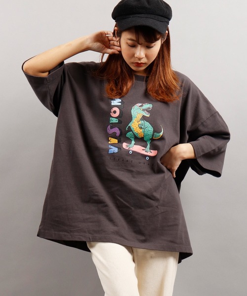 VISION STREET WEAR（ヴィジョンストリートウェア）の「【VISION STREET WEAR】ベビーウェイト オリジナルデザインプリント ビッグシルエット 半袖Tシャツ（Tシャツ/カットソー・メンズ・チャコールグレー/ライトグレー/ベージュ/パープル/オフホワイト/ネイビー/ミント/チャコール/ホワイト系その他/グリーン系その他/グレー系その他/ホワイト系その他2/パープル系その他/グレー系その他3/ホワイト系その他3/ケリー/グレー系その他2/ベージュ系その他/パープル系その他2/ホワイト系その他4・M/L/LL）」の10枚目の写真