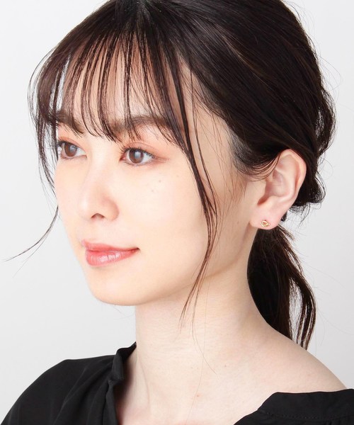 COCOSHNIK(ココシュニック)の「K18丸線ノット スタッドピアス(ピアス(両耳用)・レディース・ホワイト系その他7・00)」の5枚目の写真
