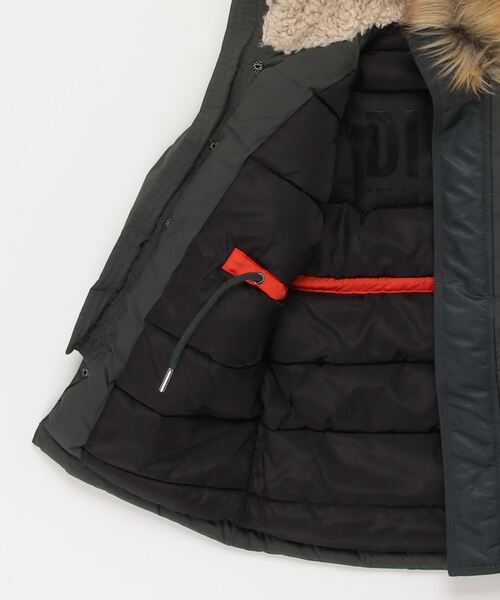 DIESEL（ディーゼル）の「DIESEL（ディーゼル）Kids & Junior ボア付フーディーブルゾンジャケットコート（ダウンジャケット/コート・キッズ・カーキ・4Y/6Y/8Y/10Y/12Y/14Y/16Y）」の3枚目の写真