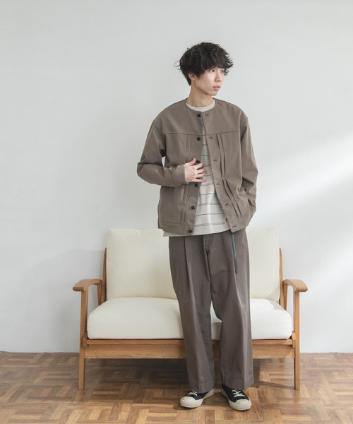 FORK&SPOON(フォークアンドスプーン)の「FORK&SPOON ノーカラータックブルゾン(ブルゾン・メンズ・ライトブラウン/ブルー系その他・4/5)」の7枚目の写真