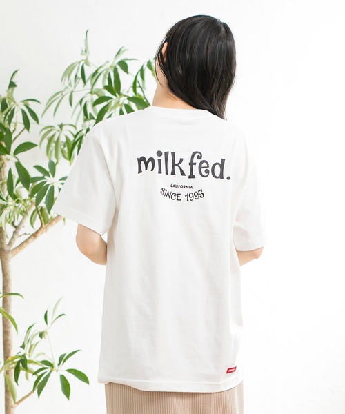 MILKFED.（ミルクフェド）の「S/S TEE CURLY LOGO（Tシャツ/カットソー・レディース・ホワイト/ブラック/ベージュ/オフホワイト/ライトパープル・ONE SIZE）」の2枚目の写真