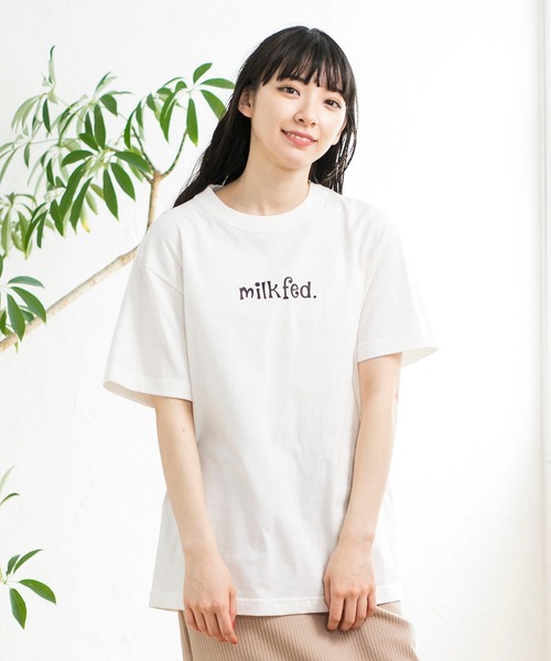 MILKFED.（ミルクフェド）の「S/S TEE CURLY LOGO（Tシャツ/カットソー・レディース・ホワイト/ブラック/ベージュ/オフホワイト/ライトパープル・ONE SIZE）」の20枚目の写真
