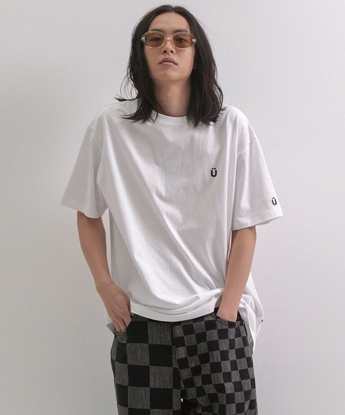 ISTKUNST(イストクンスト)の「【UNISEX】ISTKUNST/U LOGO TEE 2940860(Tシャツ/カットソー・レディース・ホワイト/ブルー/パープル/ブラック/ライトグリーン・MEDIUM/SMALL/LARGE)」の14枚目の写真