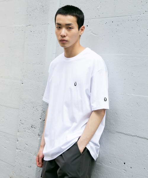 ISTKUNST(イストクンスト)の「【UNISEX】ISTKUNST/U LOGO TEE 2940860(Tシャツ/カットソー・レディース・ホワイト/ブルー/パープル/ブラック/ライトグリーン・MEDIUM/SMALL/LARGE)」の9枚目の写真