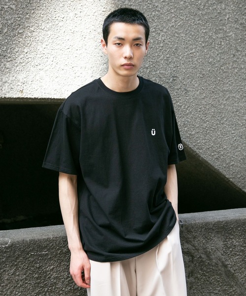 ISTKUNST(イストクンスト)の「【UNISEX】ISTKUNST/U LOGO TEE 2940860(Tシャツ/カットソー・レディース・ホワイト/ブルー/パープル/ブラック/ライトグリーン・MEDIUM/SMALL/LARGE)」の13枚目の写真