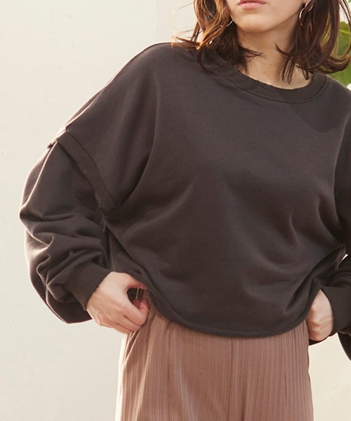 MATCH&more(マッチアンドモア)の「裏毛ダメージ加工ショートプルオーバー(Tシャツ/カットソー・レディース・チャコールグレー/オフホワイト・FREE)」の6枚目の写真