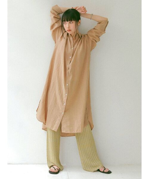 Ungrid（アングリッド）の「ロングルーズシャツワンピース（ワンピース・レディース・オフホワイト/ブルー/モカ・FREE）」の4枚目の写真