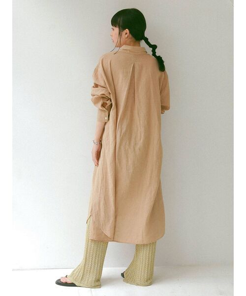 Ungrid（アングリッド）の「ロングルーズシャツワンピース（ワンピース・レディース・オフホワイト/ブルー/モカ・FREE）」の6枚目の写真