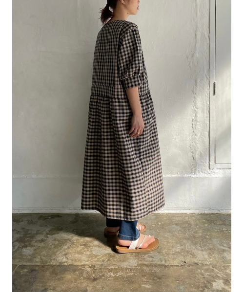 DAIS-Y（デイジー）の「ギンガムチェックオーバーシルエット5分袖ワンピース（ワンピース・レディース・ブラック/ネイビー・FREE）」の6枚目の写真
