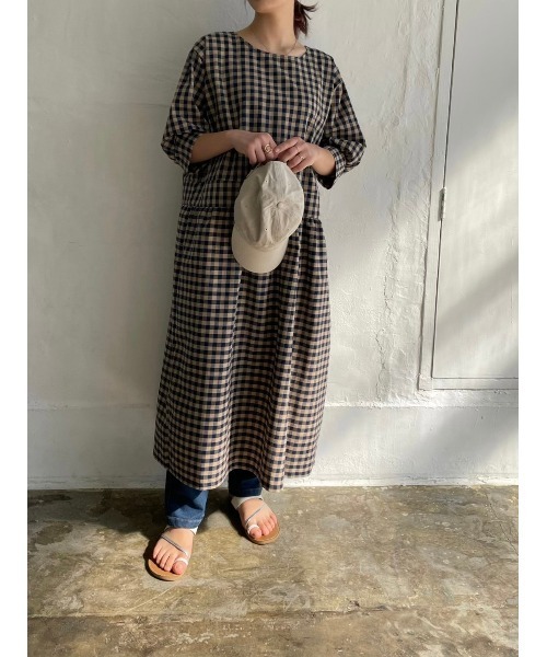 DAIS-Y（デイジー）の「ギンガムチェックオーバーシルエット5分袖ワンピース（ワンピース・レディース・ブラック/ネイビー・FREE）」の3枚目の写真