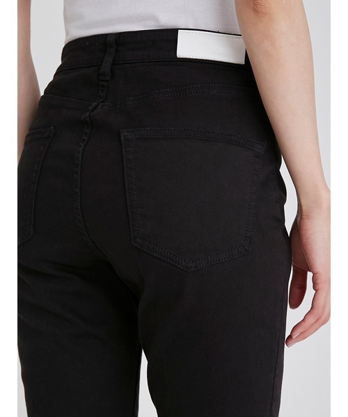 Mila Owen（ミラオーウェン）の「シガレットスキニーデニムパンツ（デニムパンツ・レディース・ライトブルー/ブラック/グレー/ベージュ系その他・1/2/0）」の22枚目の写真