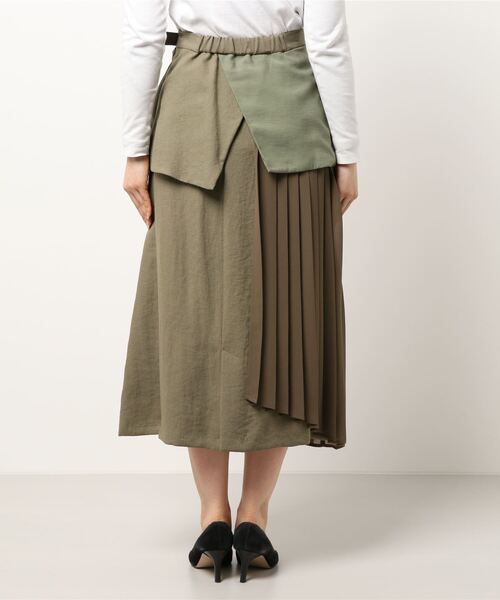 ROSE BUD（ローズバッド）の「異素材プリーツスカート（スカート・レディース・ベージュ/カーキ・FREE）」の4枚目の写真