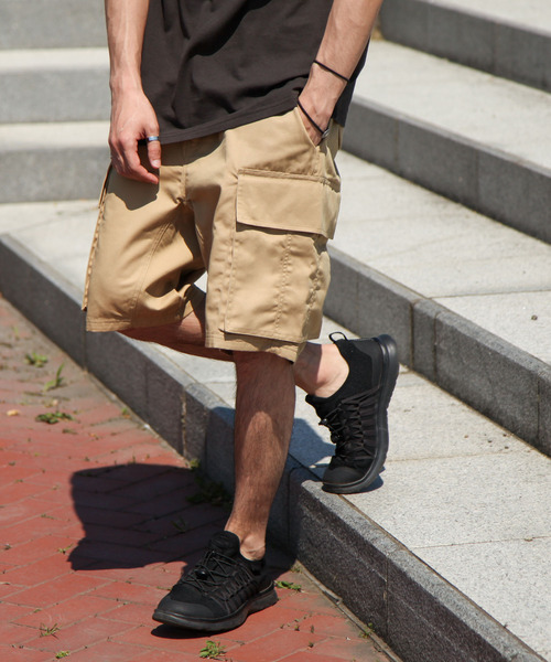 ZIP FIVE(ジップファイブ)の「【ZIP FIVE】6ポケット ワイドシルエット カーゴショーツ(カーゴパンツ・メンズ・カーキ/ブラック/ベージュ/ライトベージュ/アイボリー/パープル/ブラウン/ブルー・MEDIUM/LARGE)」の5枚目の写真