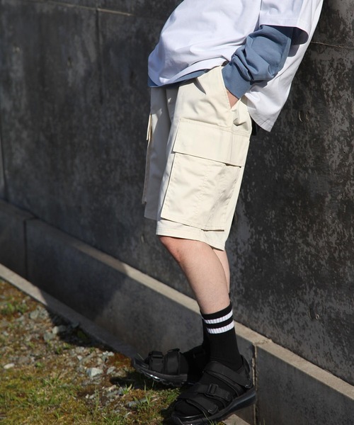 ZIP FIVE(ジップファイブ)の「【ZIP FIVE】6ポケット ワイドシルエット カーゴショーツ(カーゴパンツ・メンズ・カーキ/ブラック/ベージュ/ライトベージュ/アイボリー/パープル/ブラウン/ブルー・MEDIUM/LARGE)」の19枚目の写真