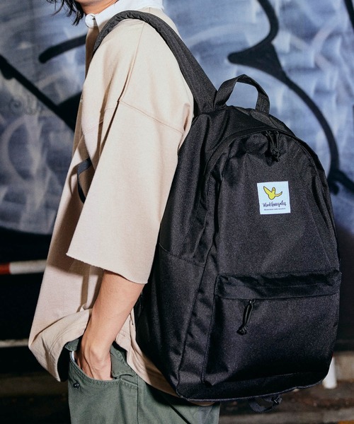 Mark Gonzales（マーク・ゴンザレス）の「Mark Gonzales/マークゴンザレス MONO-MART別注 ピスデザイン バックパック（バックパック/リュック・メンズ・ブラック/ブラウン・FREE）」の2枚目の写真