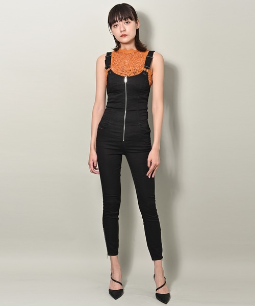 DIESEL(ディーゼル)の「DIESEL (ディーゼル) INDER 686E JoggJeans JUMPSUITS サロペット(サロペット/オーバーオール・レディース・ブラック・S)」の4枚目の写真