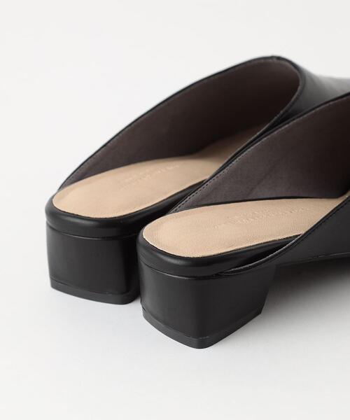 green label relaxing（グリーンレーベルリラクシング）の「スクエア センターシーム ミュール (3cmヒール)（その他シューズ・レディース・ブラック/オリーブ/その他1・S/M/L/XS）」の9枚目の写真