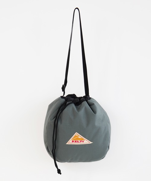 KELTY（ケルティ）の「【KELTY/ケルティ】リバーシブル ボア キンチャク/REVERSIBLE KINCHAKU（ショルダーバッグ・メンズ・パープル/セージグリーン/レッド/マスタード/グリーン/ブルー/ブラック/サンドベージュ/ネイビー/タン/ダークグレー/オリーブ/ブラウン系その他/モカ・FREE）」の3枚目の写真