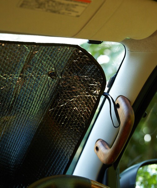 FREAK'S STORE(フリークスストア)の「VANLIFE SUPPLY BY FREAK'S STORE/ヴァンライフサプライバイフリークスストア VANLIFE SUPPLY CAR SUNSHADE(アウトドアグッズ・メンズ・オレンジ・ONE SIZE)」の3枚目の写真