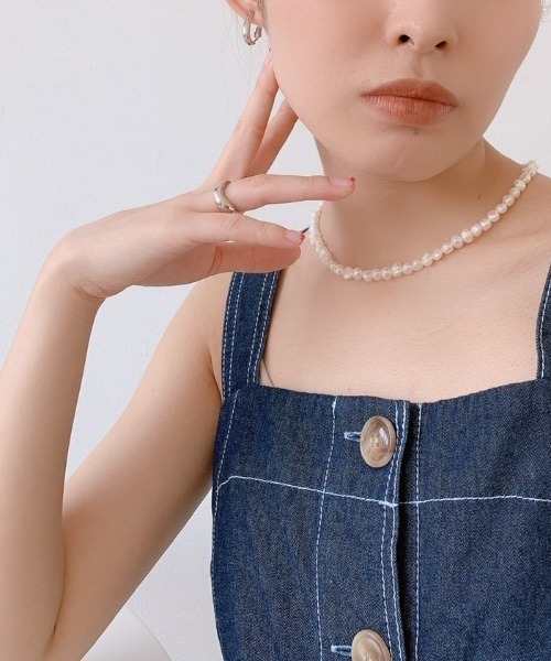 VANNIE U（ヴァニーユー）の「【nyui】不揃いパールネックレス（ネックレス・レディース・シルバー・FREE）」の3枚目の写真