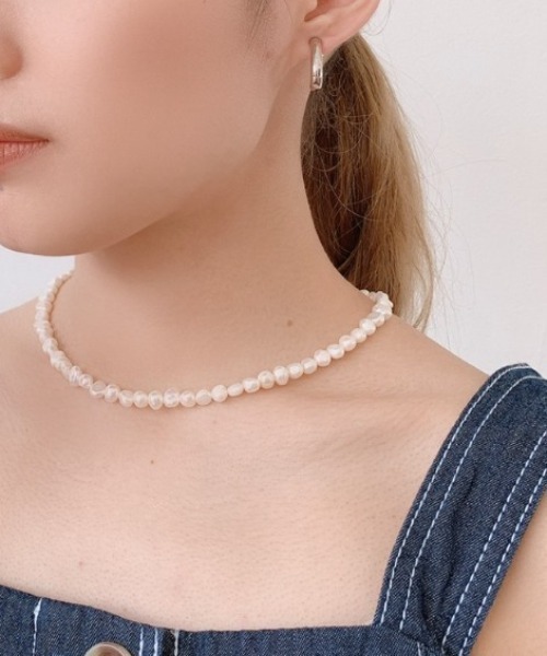 VANNIE U（ヴァニーユー）の「【nyui】不揃いパールネックレス（ネックレス・レディース・シルバー・FREE）」の5枚目の写真