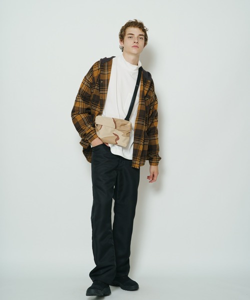 CIAOPANIC（チャオパニック）の「【HINSON/ヒンソン】別注フレアカラースラックスパンツ（スラックス・メンズ・ブラック/ブラウン/ブルー/グリーン・MEDIUM/LARGE）」の12枚目の写真