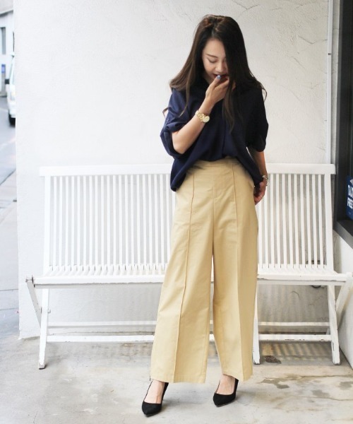 Simplicite(サンプリシテ)の「チノスソZIPパンツ(スラックス・レディース・ベージュ/イエロー・FREE)」の4枚目の写真