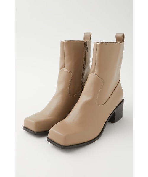 MOUSSY（マウジー）の「SQUARE TOE SHORT ブーツ（ブーツ・レディース・ベージュ/ブラック・MEDIUM/SMALL/LARGE）」の7枚目の写真