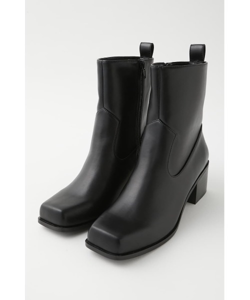 MOUSSY（マウジー）の「SQUARE TOE SHORT ブーツ（ブーツ・レディース・ベージュ/ブラック・MEDIUM/SMALL/LARGE）」の18枚目の写真