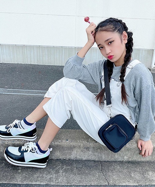 PINKHUNT（ピンクハント）の「PINKHUNT ショート丈トレーナー 5833K（スウェット・キッズ・ベージュ/グレー・140cm/150cm/130cm/160cm/120cm）」の12枚目の写真