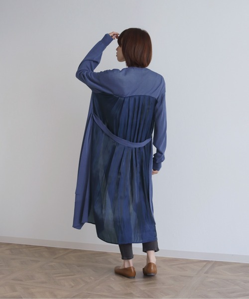 vingtrois（バントロア）の「【Vingtrois】バック異素材ロングカーディガン（カーディガン/ボレロ・レディース・ブラック/ベージュ/ブルー/ワインレッド・M）」の22枚目の写真