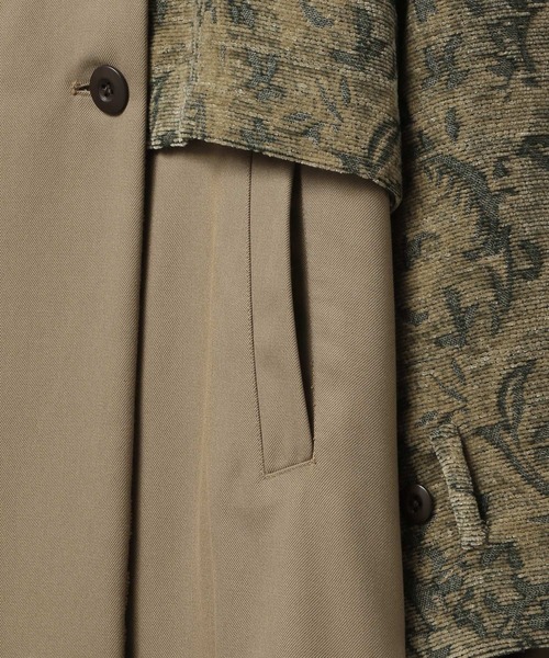 HARE（ハレ）の「ジャガードレイヤードコート(HARE)（ノーカラーコート・レディース・ベージュ/ボルドー・FREE）」の13枚目の写真