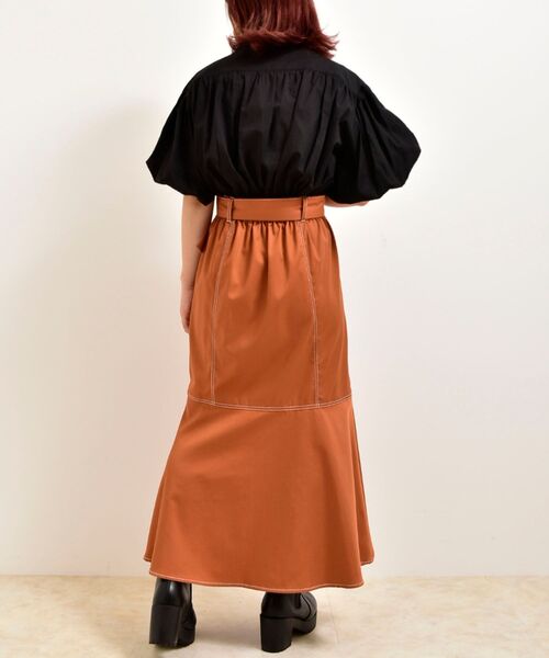 MAJESTIC LEGON（マジェスティックレゴン）の「アンニュイタックブラウス（シャツ/ブラウス・レディース・ブラック/アイボリー/ブラック系その他・SMALL/MEDIUM）」の21枚目の写真