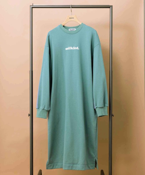 MILKFED.（ミルクフェド）の「BICOLOR SWEAT DRESS（ワンピース・レディース・ブラック/ベージュ/ライトグリーン・ONE SIZE）」の14枚目の写真