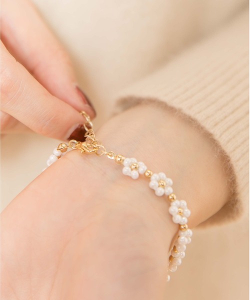 flower（フラワー）の「リトルデイジーブレスレット（ブレスレット・レディース・ゴールド・FREE）」の2枚目の写真