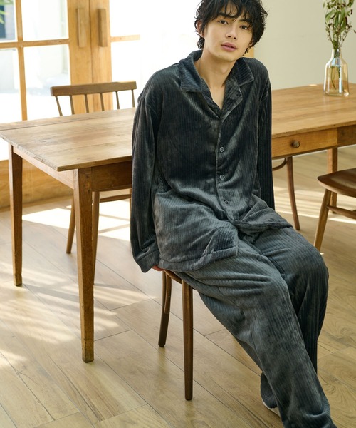 TERRITOIRE(テリトワール)の「MENS ''ふわもこ'' コーデュロイ'' パジャマ 上下セット(ルームウェア/パジャマ・メンズ・チャコールグレー/ベージュ/ネイビー/オフホワイト・MEDIUM/LARGE)」の17枚目の写真