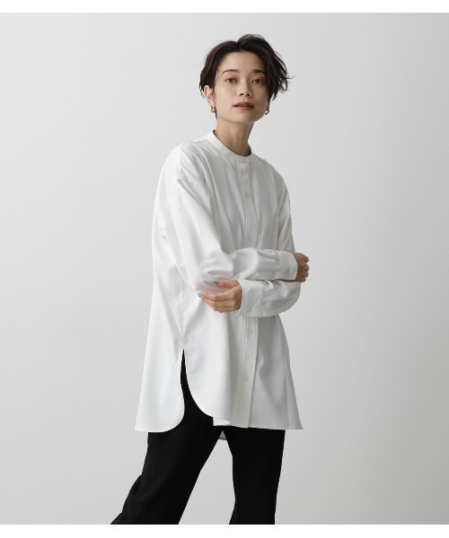 AZUL by moussy（アズールバイマウジー）の「BAND NECK BACK SLIT SHIRT/バンドネックバックスリットシャツ（シャツ/ブラウス・レディース・ホワイト/ブラック・SMALL/MEDIUM）」の8枚目の写真