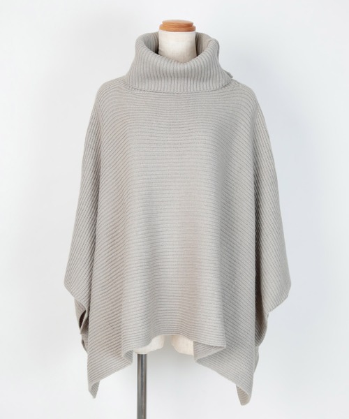 UR'S（ユアーズ）の「タートルニットポンチョ（ポンチョ・レディース・アイボリー/ブラック/ネイビー/グレー・FREE）」の11枚目の写真