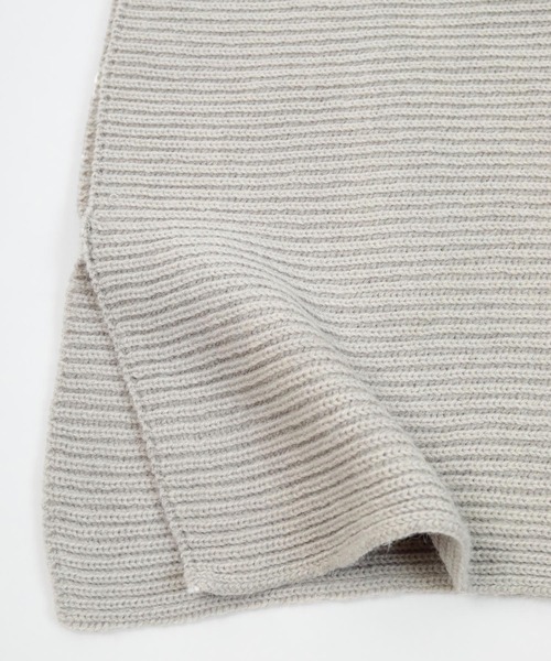 UR'S（ユアーズ）の「タートルニットポンチョ（ポンチョ・レディース・アイボリー/ブラック/ネイビー/グレー・FREE）」の16枚目の写真