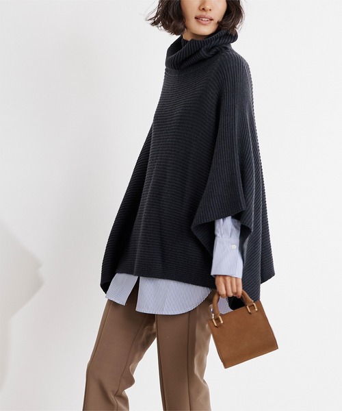UR'S（ユアーズ）の「タートルニットポンチョ（ポンチョ・レディース・アイボリー/ブラック/ネイビー/グレー・FREE）」の5枚目の写真