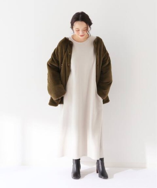 SLOBE IENA（スローブイエナ）の「ソフト起毛裏毛ロングワンピース【洗濯機使用可能】◆（ワンピース・レディース・チャコールグレー/ベージュ/レッド・FREE）」の19枚目の写真