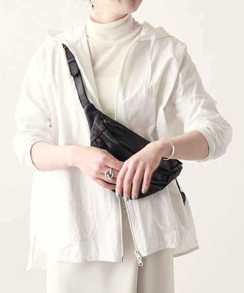 ぱたちゃ 美品 ビアズリー BEARDSLEY シャツフーディー 白 BEARDSLEY（ビアズリー）の「シャツフーディー（パーカー）」 - WEAR