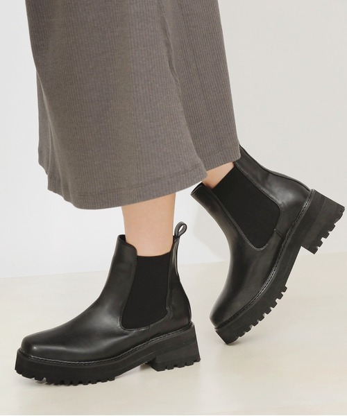 COLONY 2139（コロニートゥーワンスリーナイン）の「【マカロンFoot】チェルシーショートブーツ/サイドゴアブーツ（ブーツ・レディース・ブラック・23cm/24cm/25cm）」の12枚目の写真