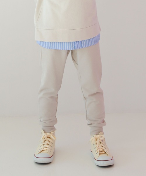 GLOBAL WORK（グローバルワーク）の「キッズ/スゴラク/イージーDRYパンツ/258818（スウェットパンツ・キッズ・オフホワイト/ブラック/カーキ/ライトグレー・120cm/140cm/130cm/160cm/110cm/150cm/100cm）」の2枚目の写真