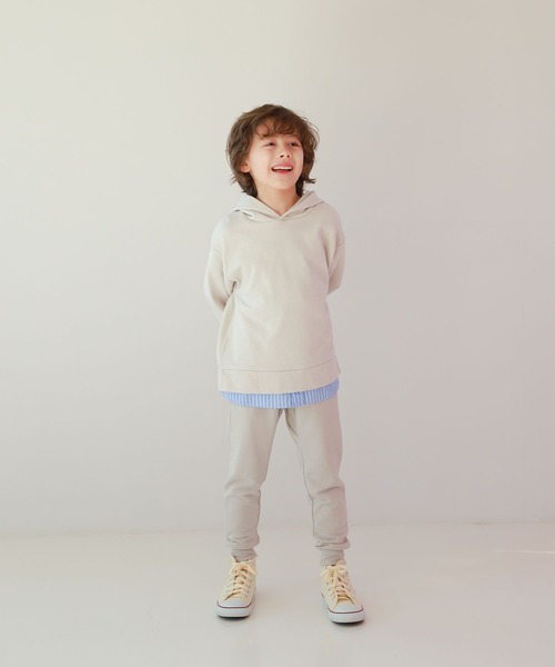 GLOBAL WORK（グローバルワーク）の「キッズ/スゴラク/イージーDRYパンツ/258818（スウェットパンツ・キッズ・オフホワイト/ブラック/カーキ/ライトグレー・120cm/140cm/130cm/160cm/110cm/150cm/100cm）」の6枚目の写真