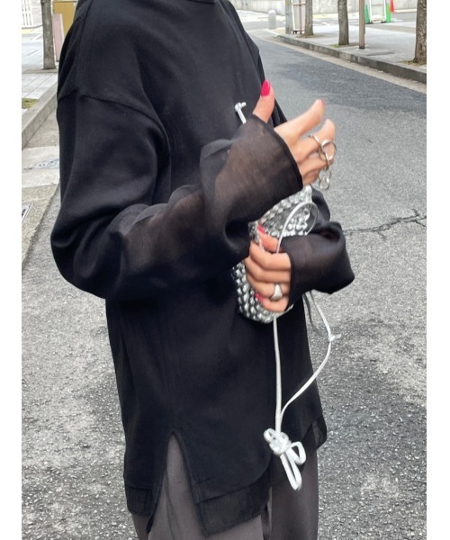 ulu（ウル）の「Original Riv＆seethrough docking long sleeve cutsew（Tシャツ/カットソー・レディース・ブラック・FREE）」の3枚目の写真