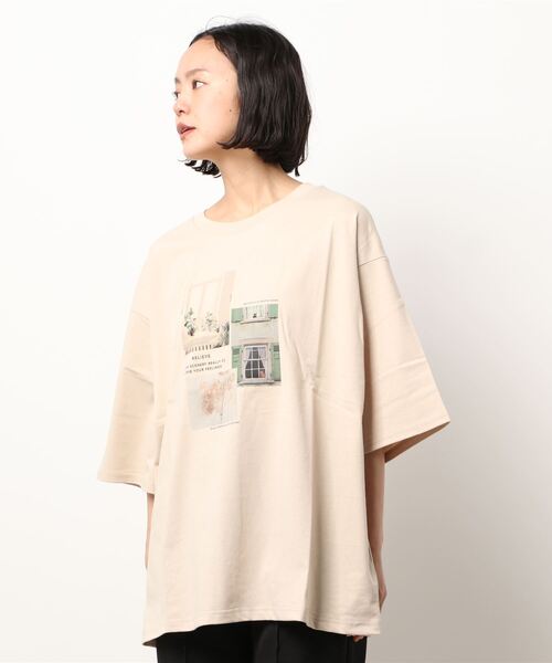 Samansa Mos2（サマンサ モスモス）の「フォトプリントゆるTシャツ（Tシャツ/カットソー・レディース・ベージュ/オフホワイト/サックスブルー/チャコール・ﾌﾘ-）」の7枚目の写真